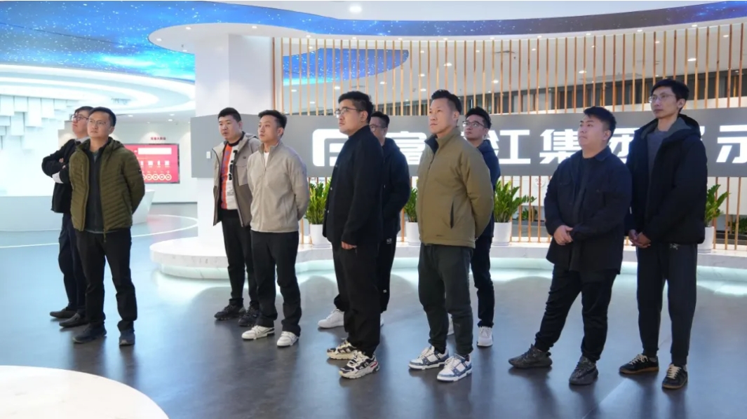 常州市新北区春江街路青年企业家商会会长冷海峰一行到访尊龙官方官网环保